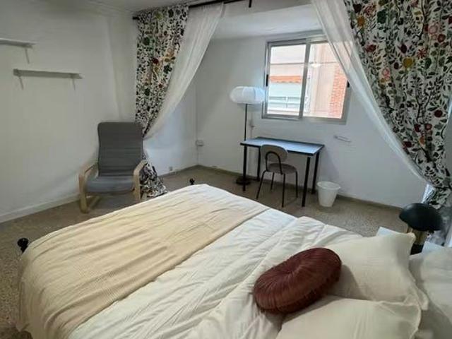Carrer de Valentín Planells, Torrent, Valencian Community 46900