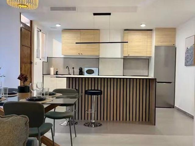 Carrer de Vilafermosa, Valencia, Valencian Community 46004