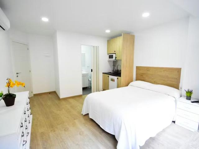 Carrer del Mestre Sosa, Valencia, Valencian Community 46007