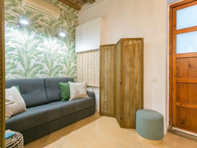 Carrer del Baluard, Barcelona, Catalonia 08003