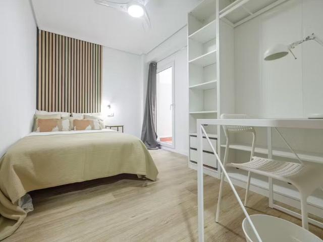 Carrer del Duc de Mandas, Valencia, Valencian Community 46019