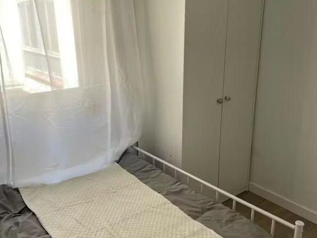 Carrer del Poeta Alberola, Valencia, Valencian Community 46018