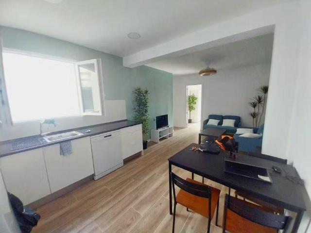 Carrer d'Escalante, Valencia, Valencian Community 46011