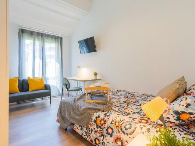 Carrer Honorato Juan, Valencia, Valencian Community 46007