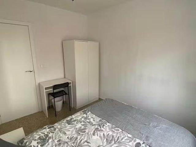Carrer Joan Lluis Vives, Manises, Valencian Community 46940