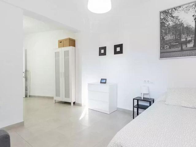 Carrer Justo Vilar, Valencia, Valencian Community 46011