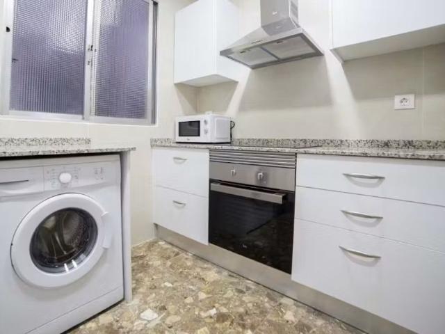 Carrer Les Centelles, Valencia, Valencian Community 46006