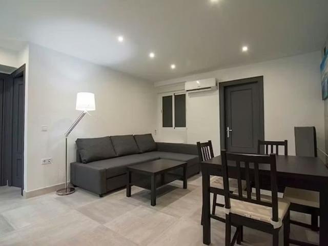 Carrer Luis Despuig, Valencia, Valencian Community 46011