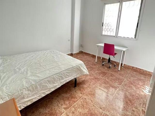 Carrer Mestre Alberto Luz, Valencia, Valencian Community 46035