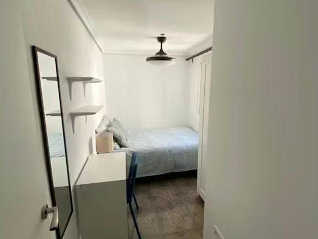 Carrer San Edesio, Manises, Valencian Community 46940