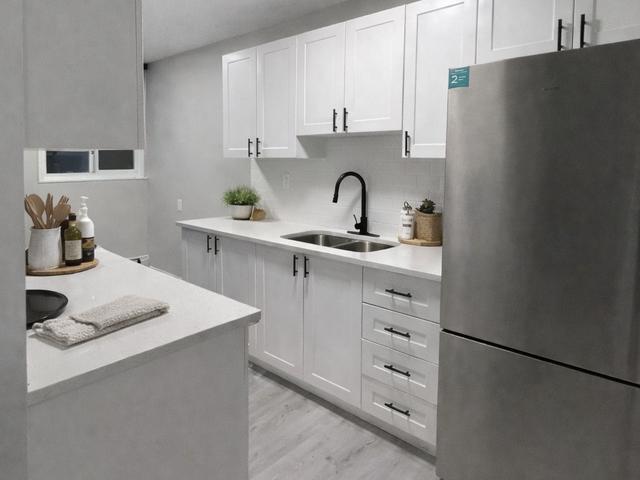 Carrie Ann Manor 1 Bedroom Apartment for Rent at 10024 154 St Nw, Edmonton, AB T5P 2G9 West Jasper Place