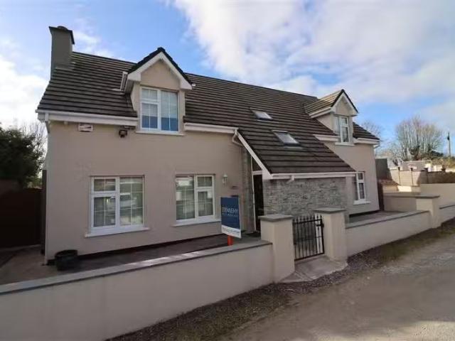 Carrigtulla, Station Road, Carrigaline, Cork