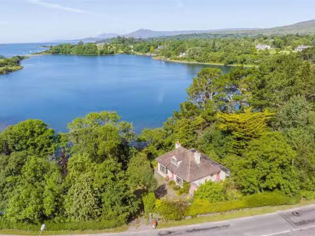 Carrigdhoun Quay, Ballylickey, Bantry, West Cork