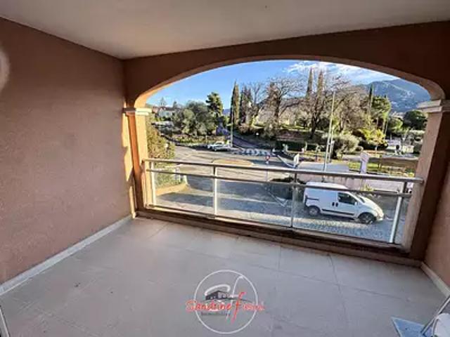 Carros 06510 Achat / Vente appartement 3 pièces t3