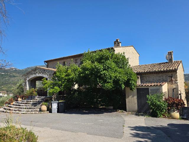 Carros Location Appartement 06