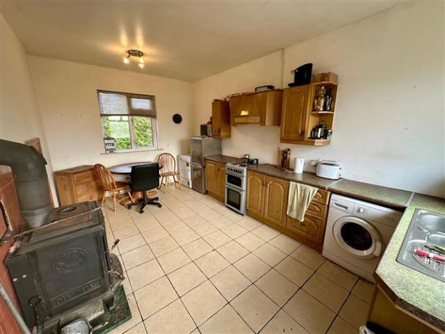 Carrowreagh, Ballymote, Co. Sligo E & M Scanlon Auctioneers & Estate Agents 4902 MyHome. Ie Residential