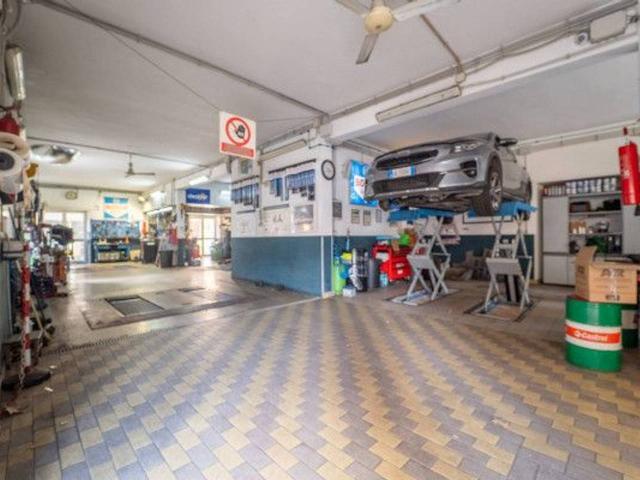 Carrozzeria in vendita a Roma