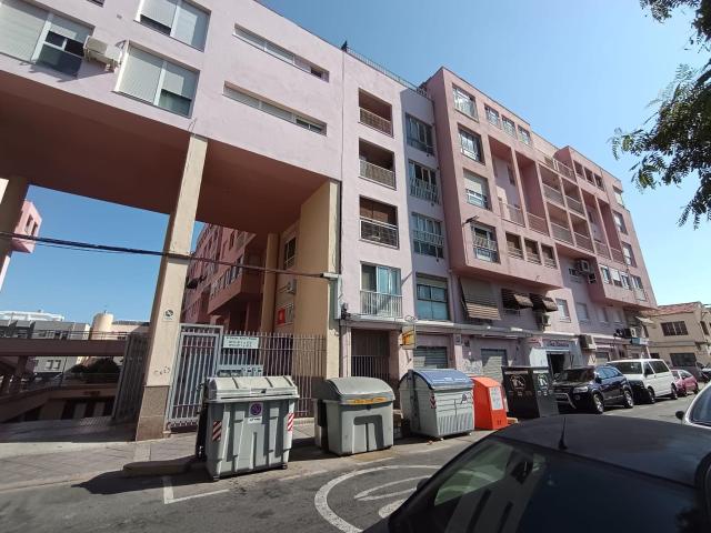 CARRUS ESTE VIVIENDA CON GARAJE