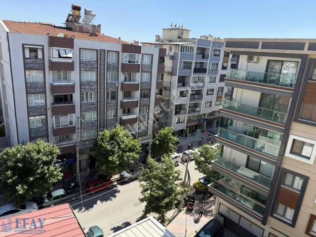 Carsı İcinde Önü Açık Genis 2+1 Daire