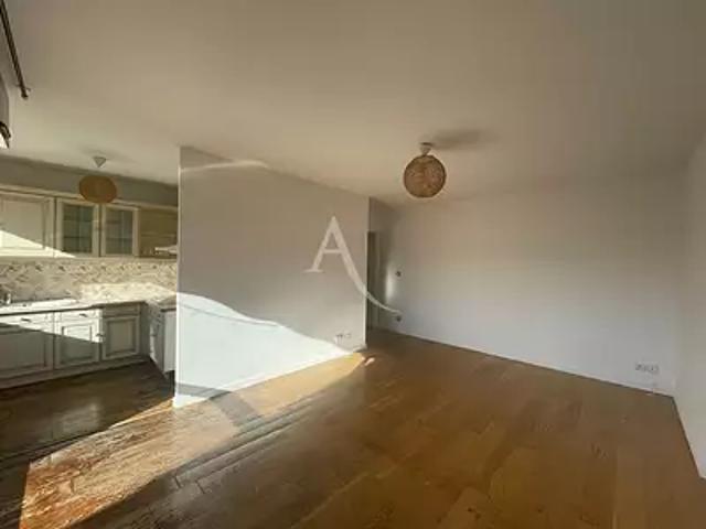 Castanet Tolosan 31320 Location appartement 2 pièces t2 au dernier étage cave