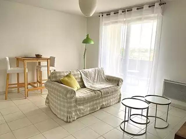 Castanet Tolosan 31320 Location appartement 3 pièces t3 au dernier étage parking