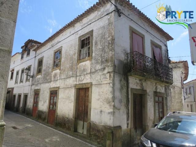 Castanheira de Pêra Castanheira de Pêra 97123595