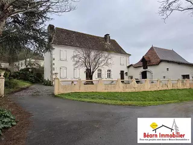 Castagnède 64270 Achat / Vente maison 9 pièces t9