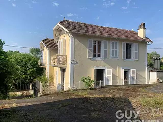 Casteide Candau 64370 Achat / Vente maison 10 pièces t10 au dernier étage