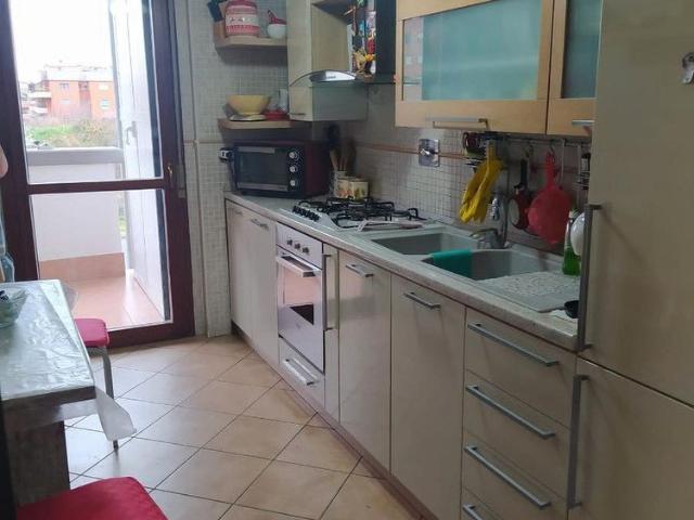 Castelverde trilocale arredato terrazzo e box 33mq