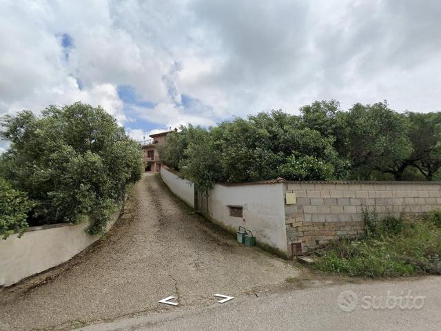 Castel di leva monolocale arredato