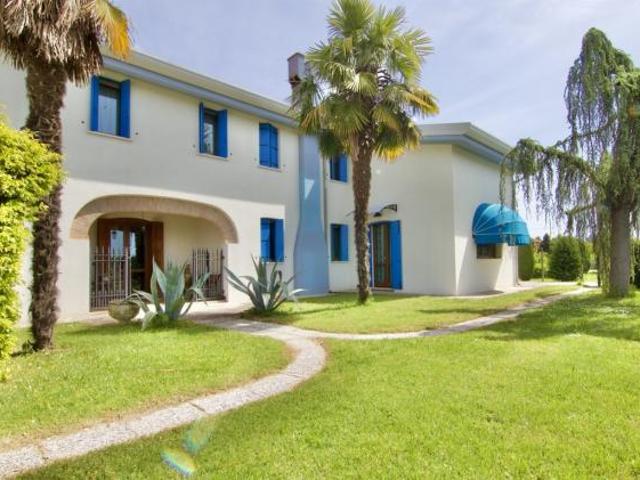 Castelbaldo: Villa singola con giardino e terreno