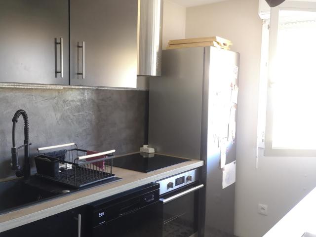 CASTELGINEST APPARTEMENT T4 CENTRE CASTELGINEST