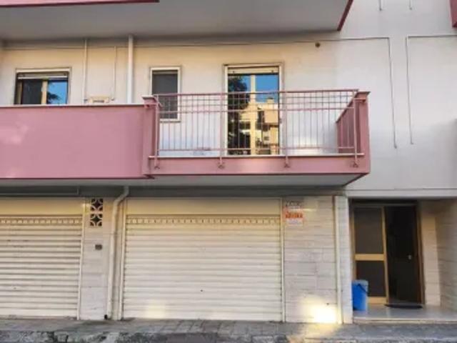 Castellana Grotte. Vendesi appartamento