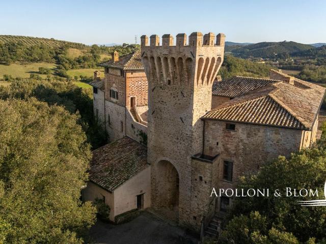 Castello di 1575 mq in vendita Marsciano, Italia