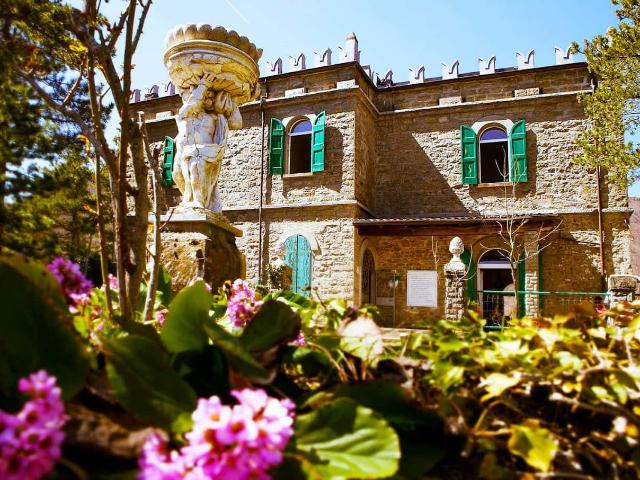 Castello Granaglione di 600 m² con 6 camere