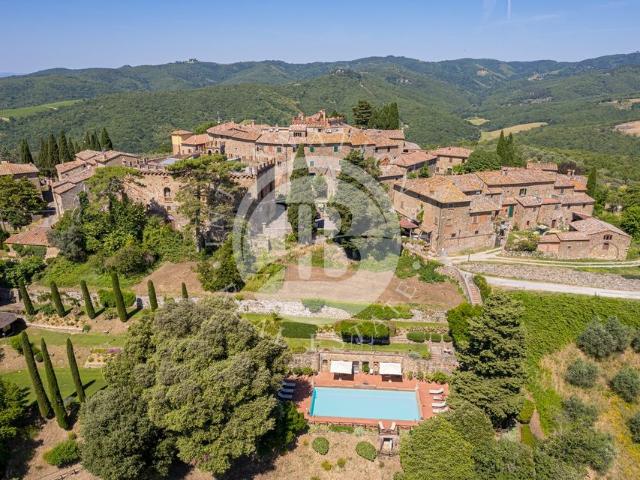 Castello in vendita Bucine, Toscana