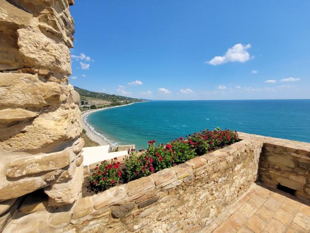 Castello Mare