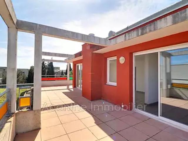 Castelnau le Lez 34170 Achat / Vente appartement 3 pièces t3 au dernier étage terrasse
