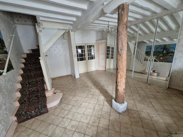 CASTELNAUDARY MAISON 2 CHAMBRES AVEC JARDINET