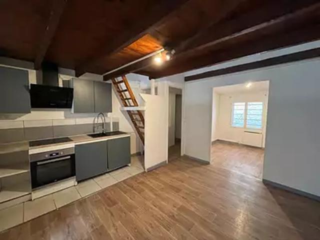 Castelnaudary 11400 Location appartement 1 pièce t1 terrasse