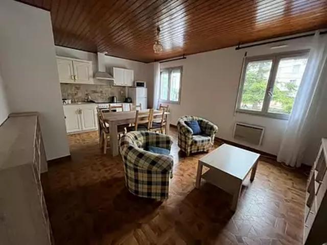 Castelnaudary 11400 Location appartement 2 pièces t2 cave