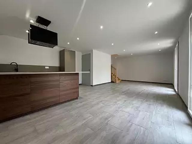 Castelnaudary 11400 Location appartement 3 pièces t3 jardin terrasse