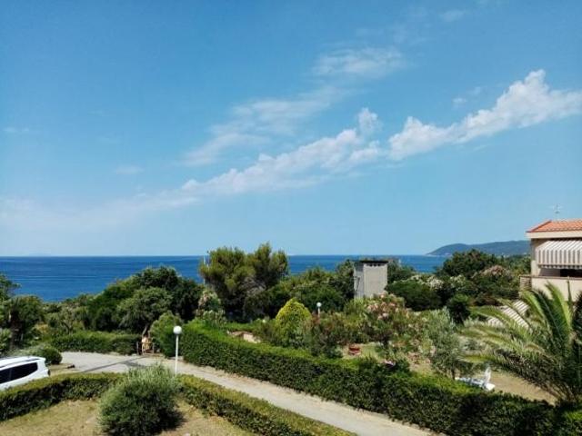 Castiglioncello bilocale con piscina