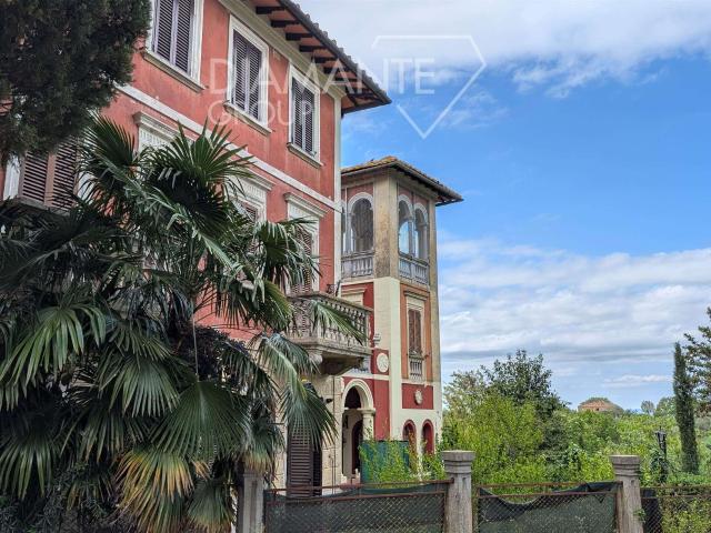 Castiglione del Lago Pg, Loc. Casamaggiore: Appartamento i. 160m² Castiglione del Lago