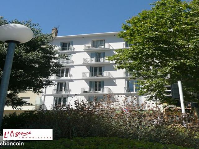 Castigneau t2 47m² très lumineux au dernier étage, cave