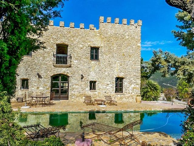Castillo de 473 m2 en venta Relleu, Valencia