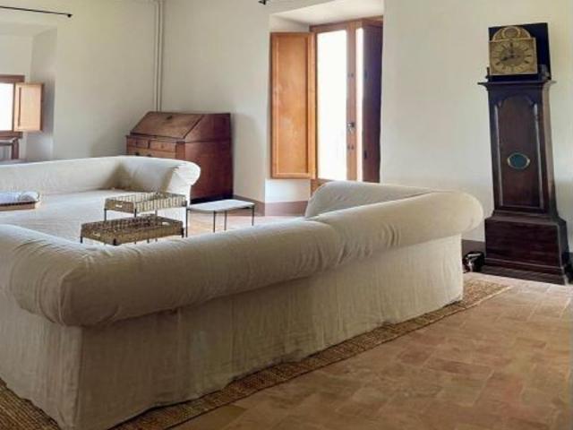 Castillo en Venta en Les Piles, Tarragona