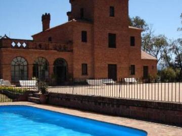 Castillo Garlot, Villa Carlos Paz Ideal desarrollo hotelero o inmobiliario
