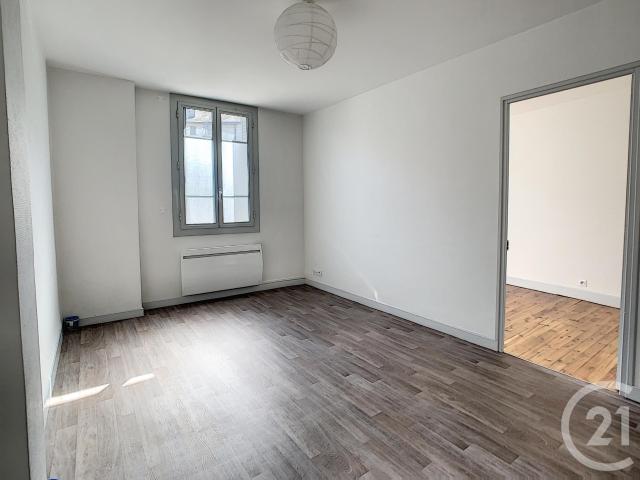 Castillon en Couserans Location Appartement 09