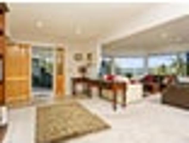 Castor Bay, 4 bedrooms, $1200 pw